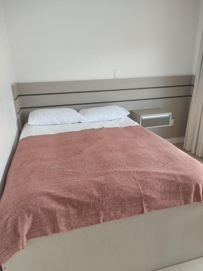Residencial Maristela Apartment *